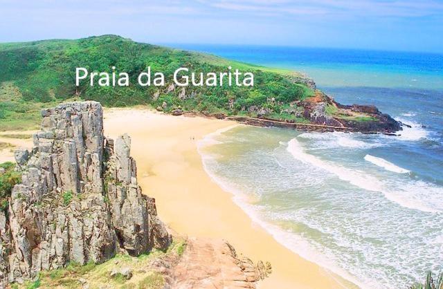 Kitnet S1 Em Torres-Rs - Na Mais Bela Praia Gaucha - Cozinha - Banheiro - Ar Condicionado - Tv E Wi-Fi - Estacionamento - Anfitria Superhost No Bnb Bagian luar foto